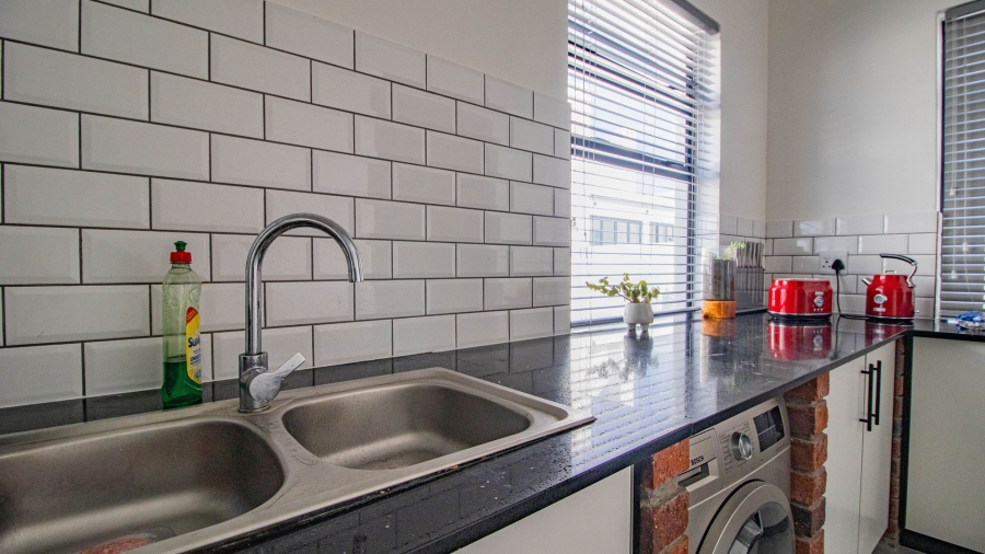 3 Bedroom Property for Sale in Britannia Beach Estate Western Cape